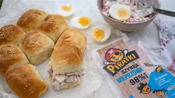 Puszyste bułeczki z sałatką