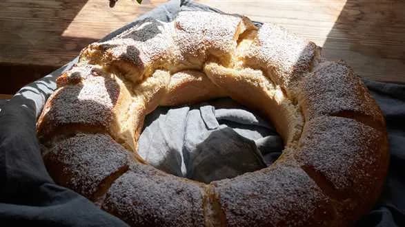 Kołacz z białym serem