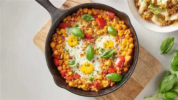 Szakszuka z kaszą pęczak