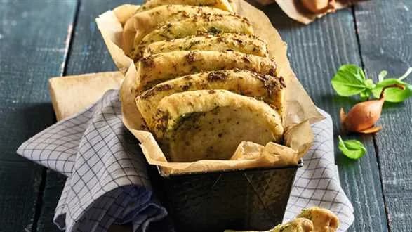 Rwany chlebek ziołowy