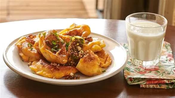 Pierogi z serem i kaszą