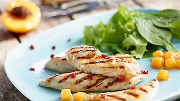 Grillowane polędwiczki z piersi z kurczaka