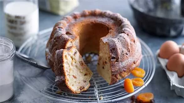 Aromatyczna babka z suszonymi owocami