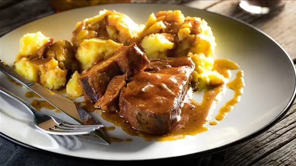 Schab w sosie własnym