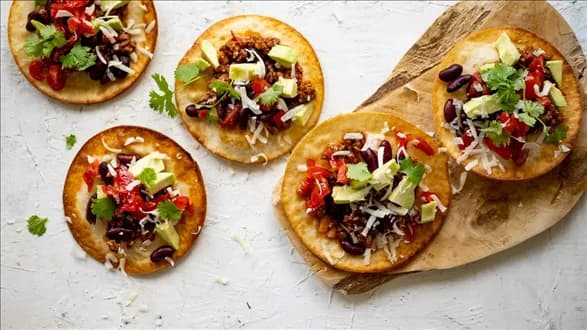 Tostadas z wołowiną