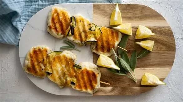 Szaszłyki z halloumi