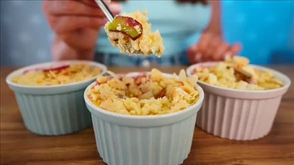 Budyń z rabarbarem zapiekany pod kruszonką