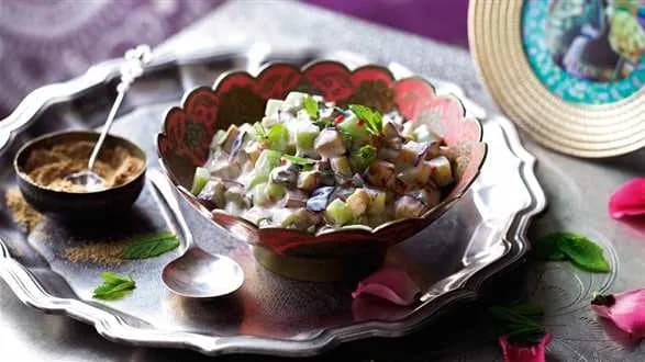 Raita z ogórków i bakłażana