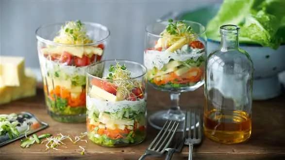 Kolorowa sałatka warzywna