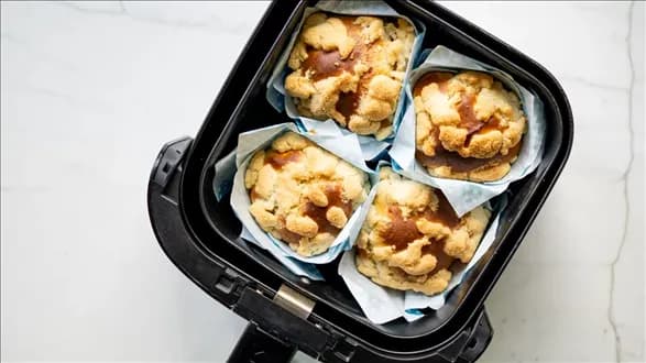 Drożdżowe muffinki z borówkami