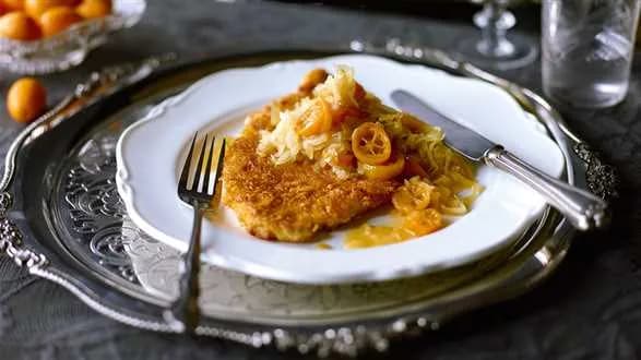 Sznycle z indyka z kapustą i kumkwatem